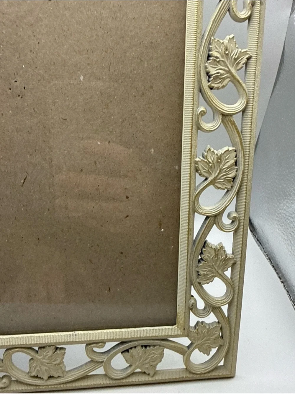 Vintage Filigree Leaf Picture Photo Frame 8x10 Cream Gold Metal Ornate